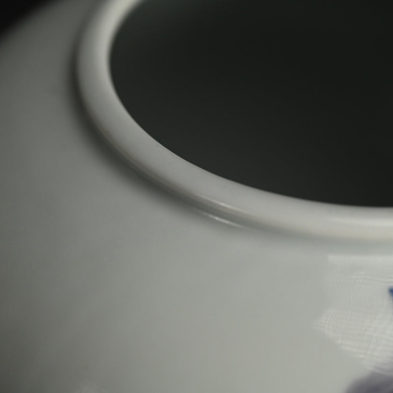 Porcelain Vase, Iris ー宮川 (真葛) 香山 "復興記念 横濱大博覧會 昭和十年"