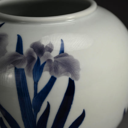 Porcelain Vase, Iris ー宮川 (真葛) 香山 "復興記念 横濱大博覧會 昭和十年"