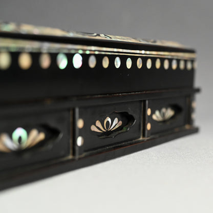 Incredible Mother of Pearl Inlay Suzuri Bako Lacquer Writing Box