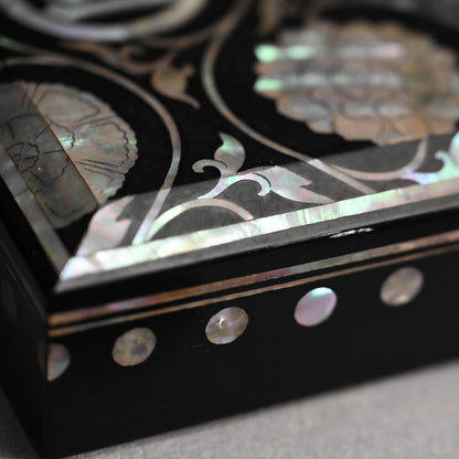 Incredible Mother of Pearl Inlay Suzuri Bako Lacquer Writing Box