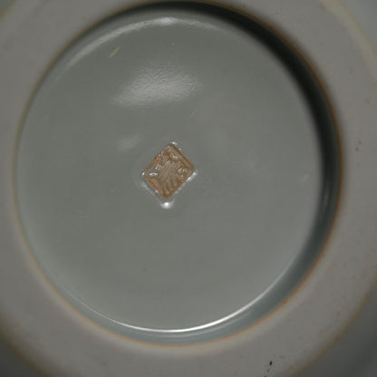 Exquisite Contemporary Porcelain Koro ー松本 為佐視 “白瓷清和 飾器”