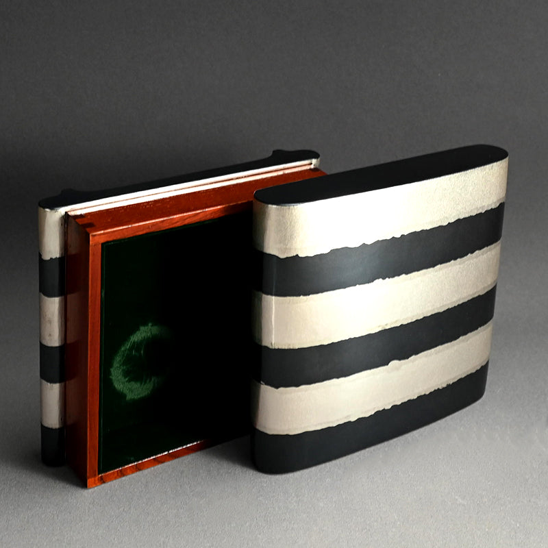 Contemporary Japanese Metal-Craft Box ー田中 照一 "ストライプ箱"
