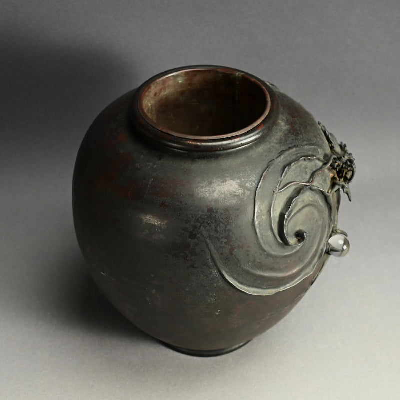 Antique Japanese Bronze Dragon Vase ー須賀 松園