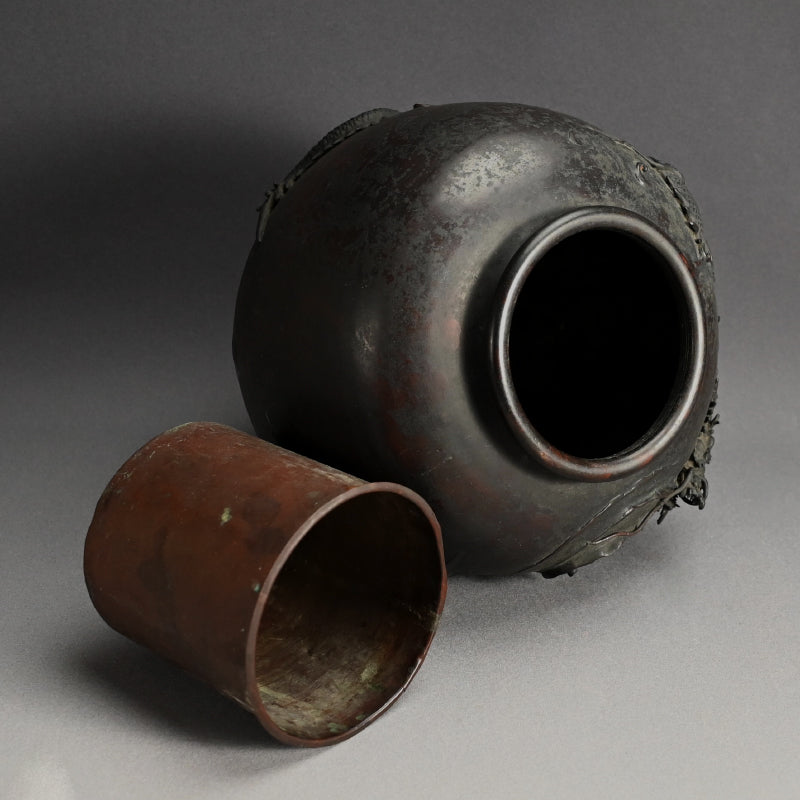 Antique Japanese Bronze Dragon Vase ー須賀 松園