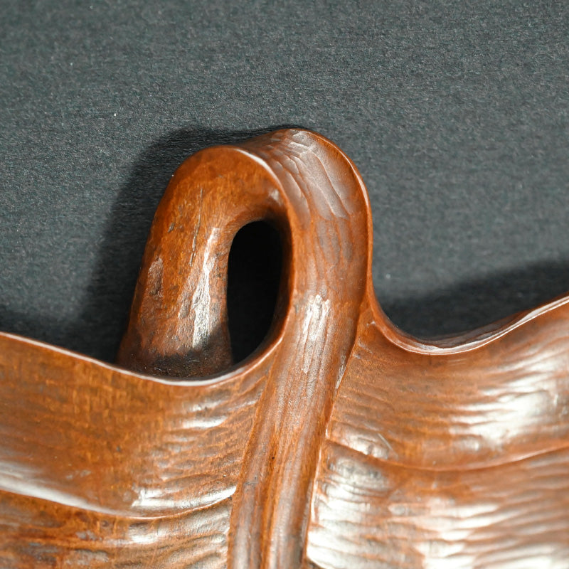 Leaf Shaped Wood Habon Tanzaku-kake ー高橋 景石 “蕉葉式 短冊掛”