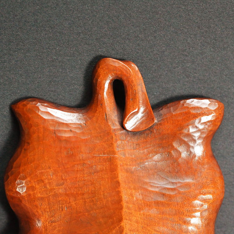 Leaf Shaped Wood Habon Tanzaku-kake ー高橋 景石 “蕉葉式 短冊掛”