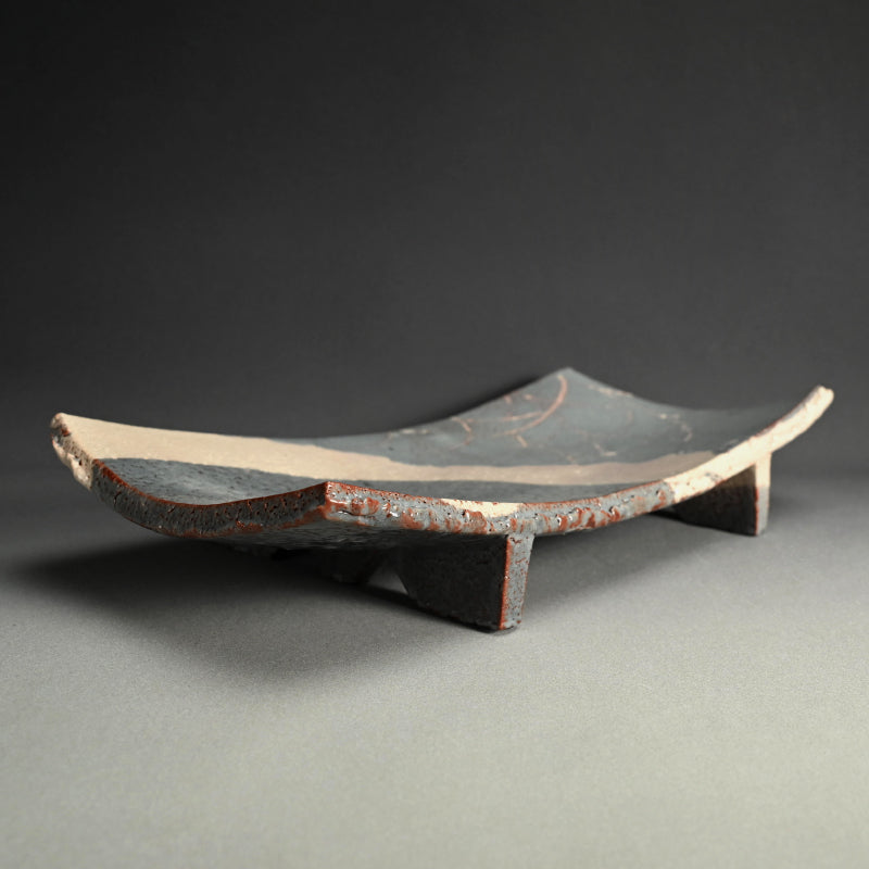 Nezumi Shino Platter ー若尾 利貞 “鼡志野長板”