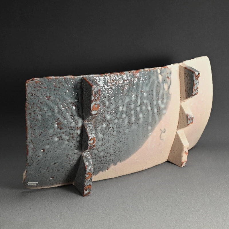 Nezumi Shino Platter ー若尾 利貞 “鼡志野長板”