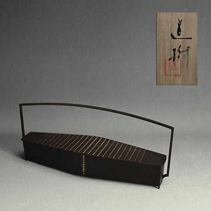 Nationally Exhibited Iron Futamono ー坂井 直樹 “鐵地象嵌匣 モノクロームへの系譜”