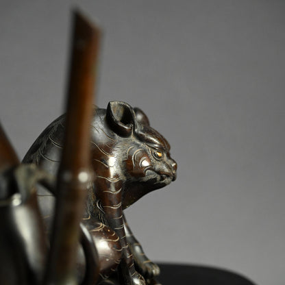 Late Edo p. Tiger in bamboo forest Bronze Okimono