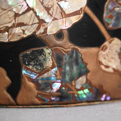 日本の古代漆器「香炉」