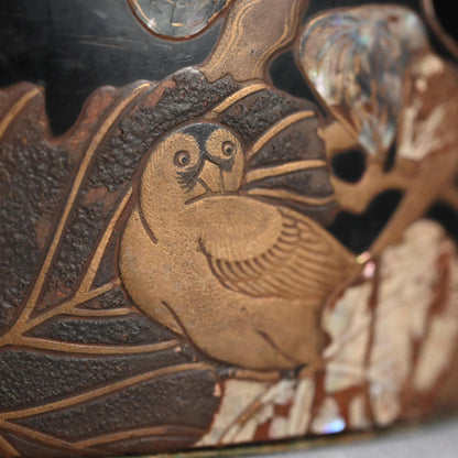 日本の古代漆器「香炉」