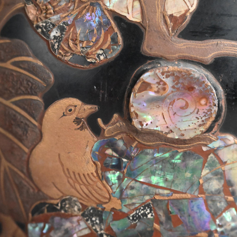 日本の古代漆器「香炉」