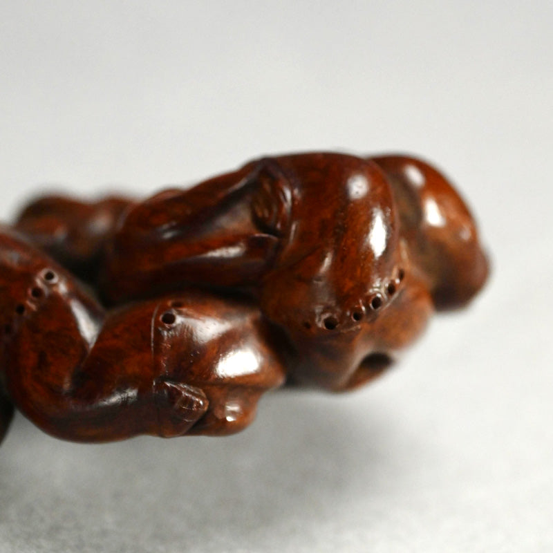Awe Inspiring Bamboo-Root Nyoi Wood-Carving