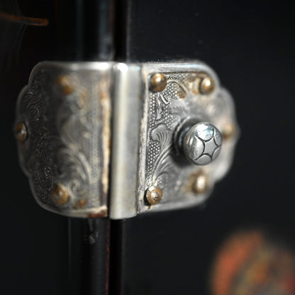 精巧な日本製漆塗りロックボックス（引き出し付き、シルバー金具）