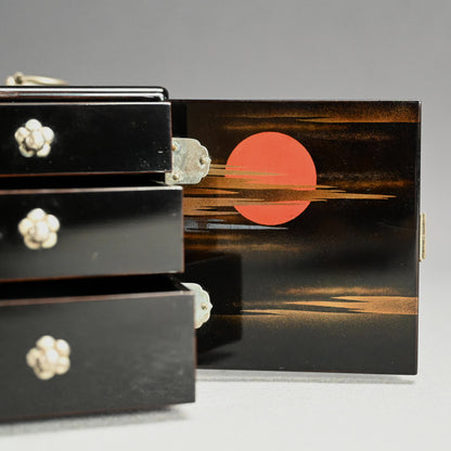 精巧な日本製漆塗りロックボックス（引き出し付き、シルバー金具）