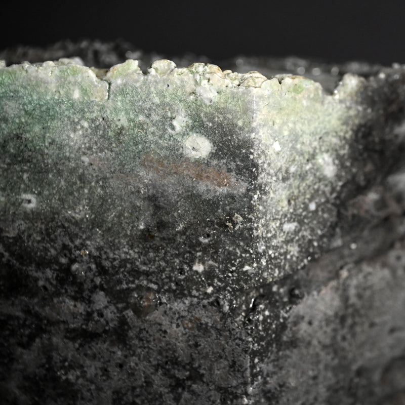 Fabulous Ash Blasted Iga Vase ー伊賀三田窯 作古庵 谷本 景 “伊賀面取花瓶”