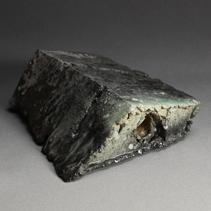 Fabulous Ash Blasted Iga Vase ー伊賀三田窯 作古庵 谷本 景 “伊賀面取花瓶”