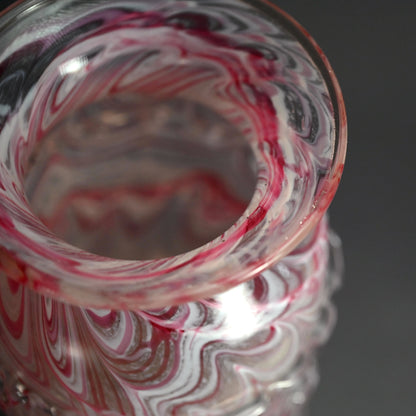 Imperial Glass Vase ー岩田 藤七 “吹き硝子 紅白襞つき花瓶”