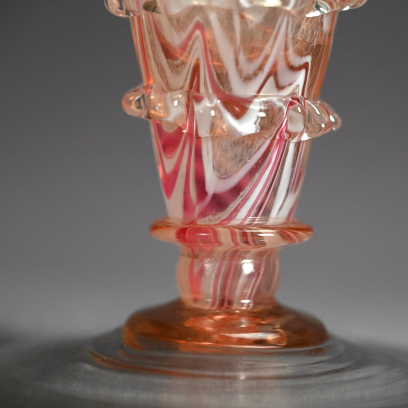 Imperial Glass Vase ー岩田 藤七 “吹き硝子 紅白襞つき花瓶”
