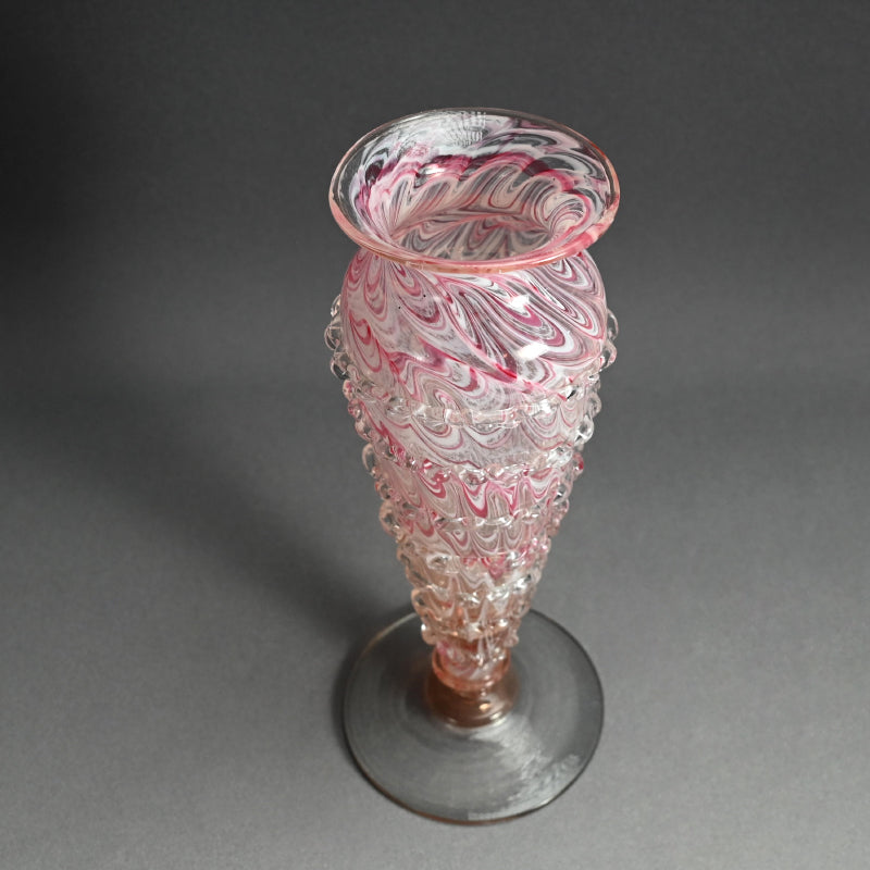 Imperial Glass Vase ー岩田 藤七 “吹き硝子 紅白襞つき花瓶”