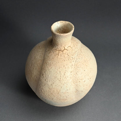 Imitating Life, a Rare Raw Clay Vase by LNT ー清水 卯一 “素地釉 花瓶”