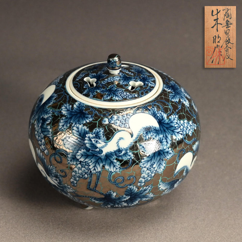 White Gold Koro Incense Burner ー朱明窯 藤井 朱明 “極上白金彩葡萄紋 香爐”