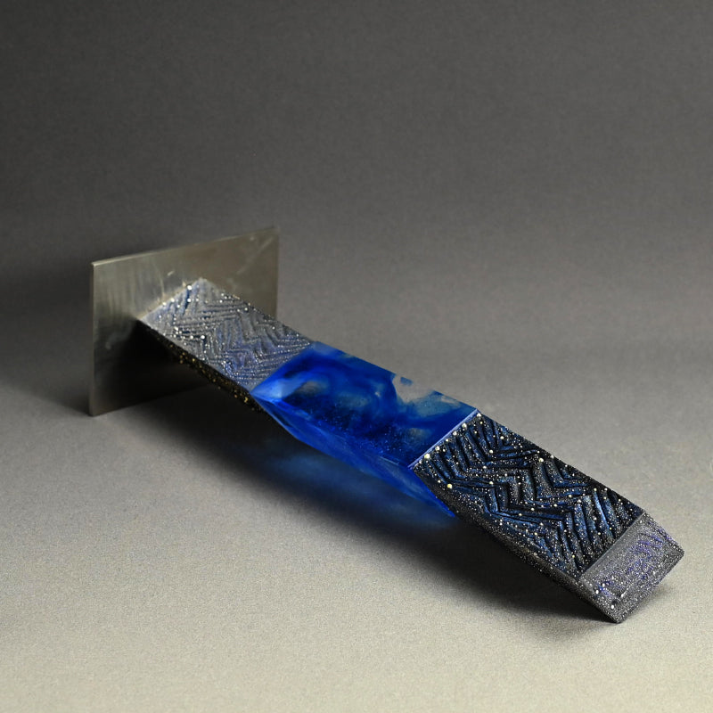 Mist Series Glass &Porcelain Tower ー近藤 高弘 “青滴 金銀滴彩”