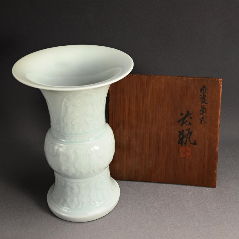 Large Porcelain Vase ー加藤 渓山 “白瓷尊式 花瓶”