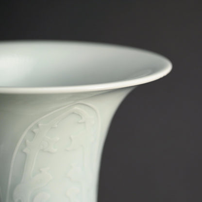 Large Porcelain Vase ー加藤 渓山 “白瓷尊式 花瓶”