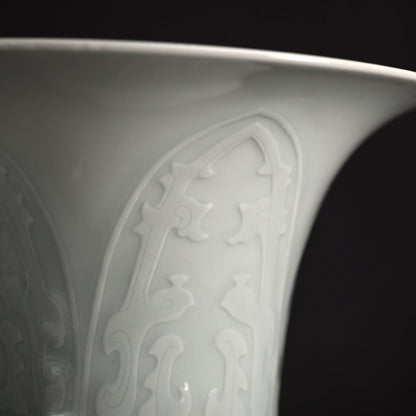 Large Porcelain Vase ー加藤 渓山 “白瓷尊式 花瓶”