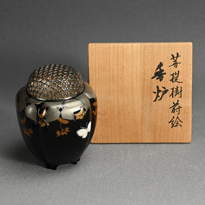Lacquer Koro Incense Burner w/ Silver Lid ー鬼平 慶司 “菩撮樹蒔絵香炉”