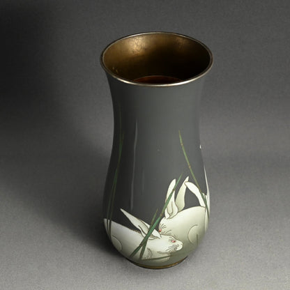 Exquisite Ando Shippo Cloisonne Vase, Rabbits ー“七宝兎文花瓶”