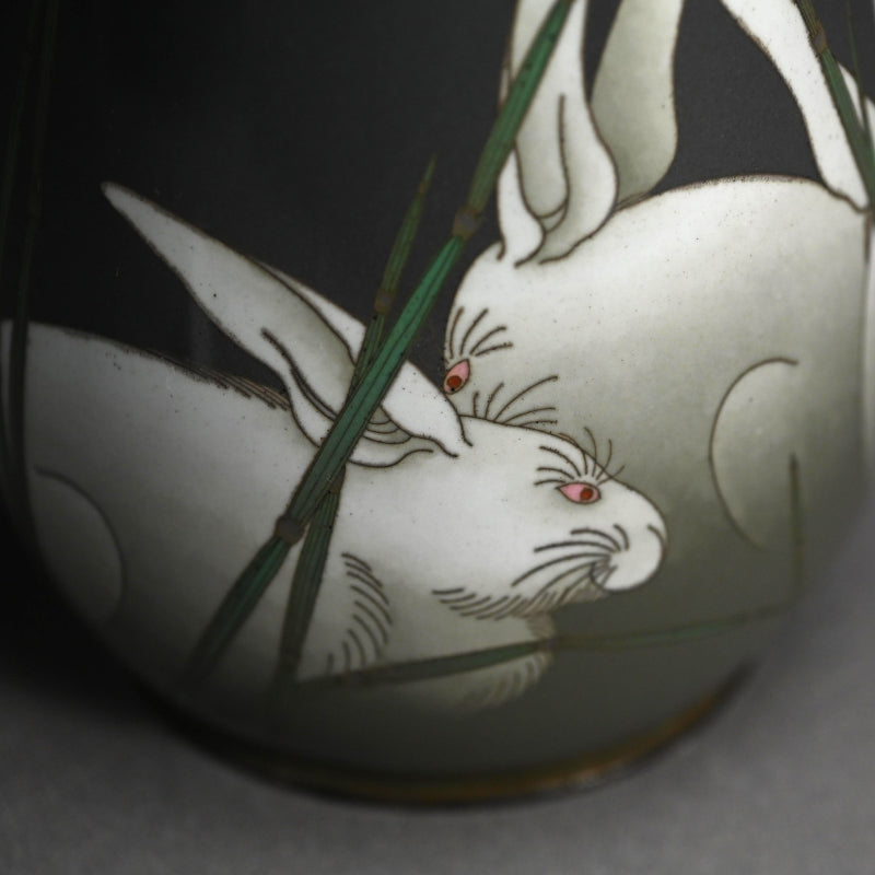 Exquisite Ando Shippo Cloisonne Vase, Rabbits ー“七宝兎文花瓶”