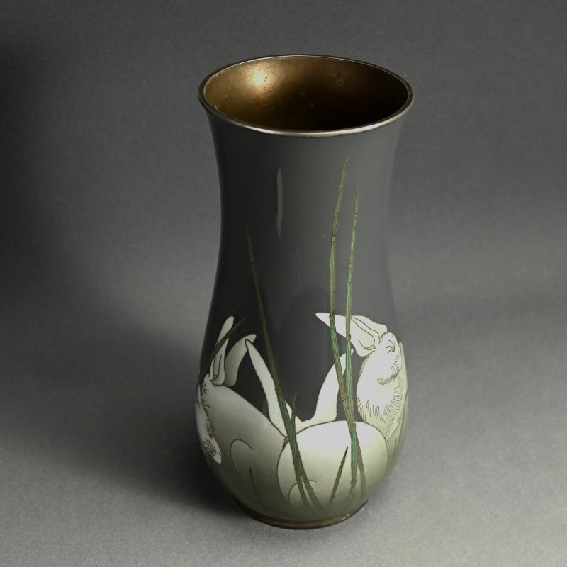 Exquisite Ando Shippo Cloisonne Vase, Rabbits ー“七宝兎文花瓶”
