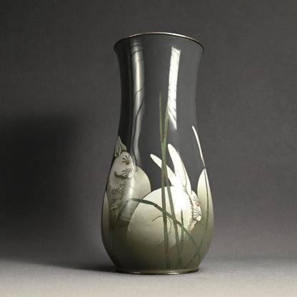 Exquisite Ando Shippo Cloisonne Vase, Rabbits ー“七宝兎文花瓶”