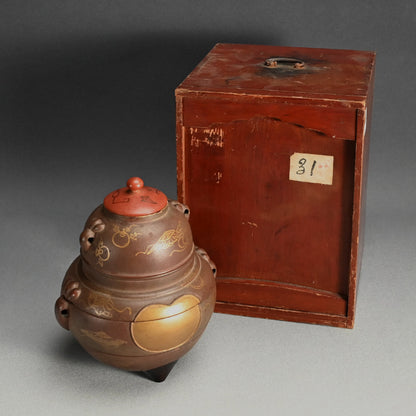 Meiji Tea-Set-Shaped Dry-Lacquer Stacking Food Box ー塗風炉釜形菓子器