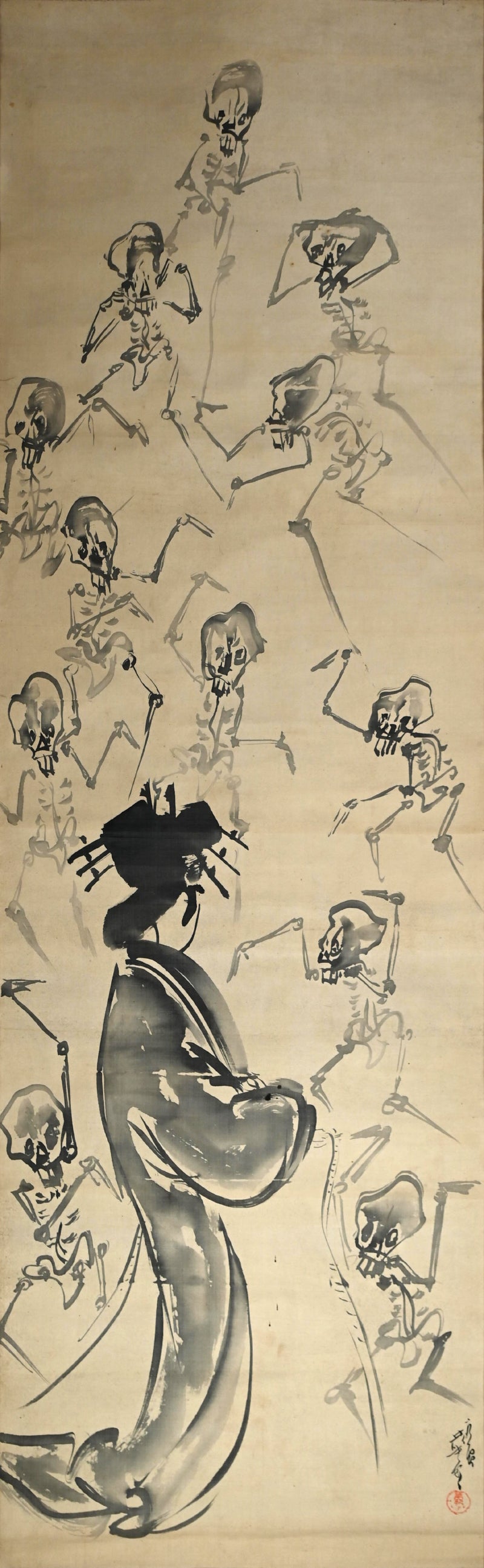 日本の骨董品と遊女の絵巻