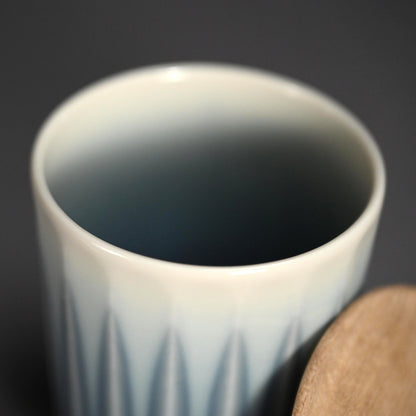 Chaki Sencha or Usucha Tea Container ー永草 陽平 “流彩磁 茶器”
