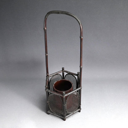 竹煎茶風茶籠 ー三代和田 和一斎 「六角手付涼炉台」