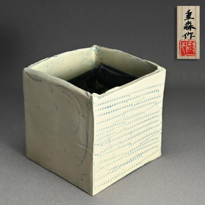 女性陶芸家 ー重森陽子のPale CUBE 「千点紋 CUBE」