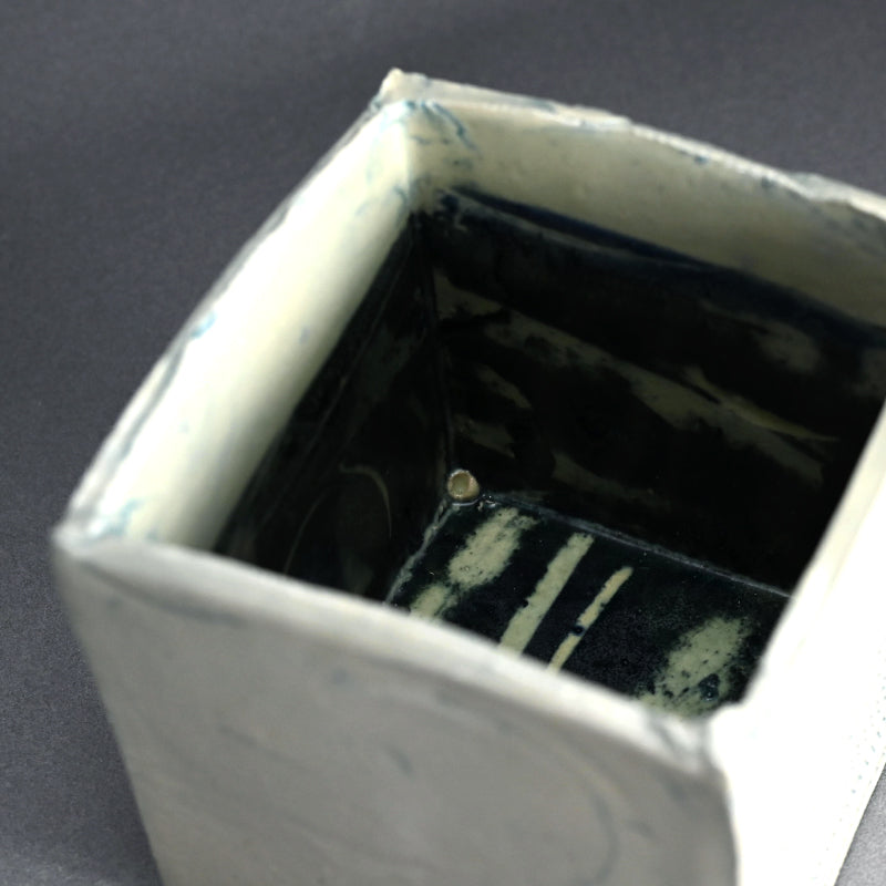 女性陶芸家 ー重森陽子のPale CUBE 「千点紋 CUBE」