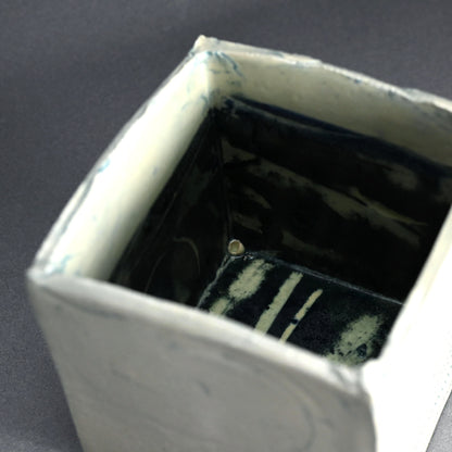 女性陶芸家 ー重森陽子のPale CUBE 「千点紋 CUBE」