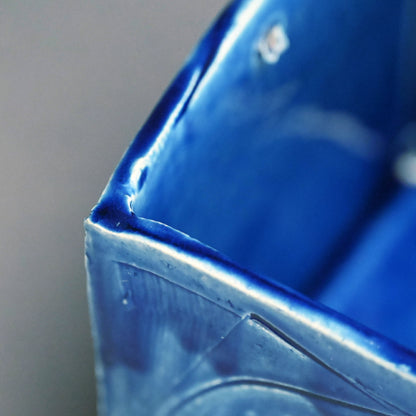 女性陶芸家 ー重森陽子のCUBE「陽白CUBE」