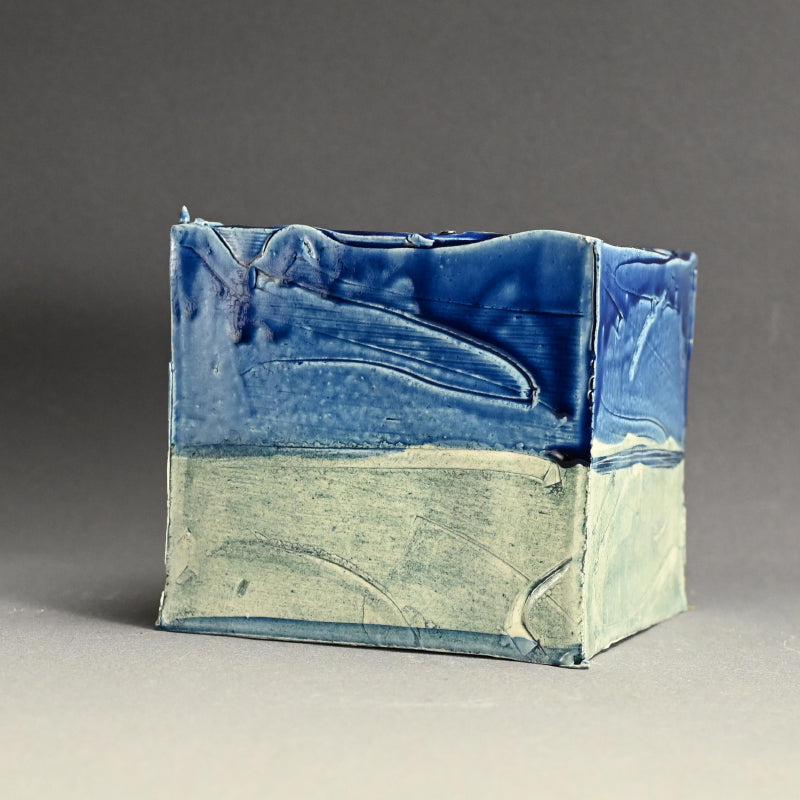 女性陶芸家 ー重森陽子のCUBE「陽白CUBE」