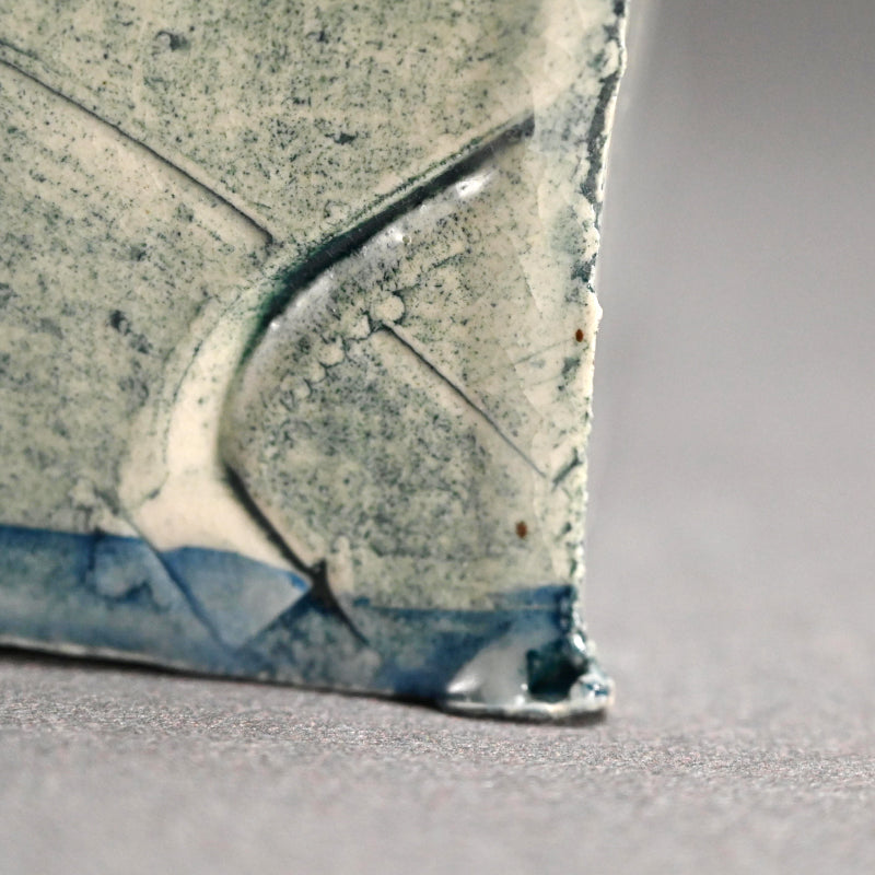 女性陶芸家 ー重森陽子のCUBE「陽白CUBE」