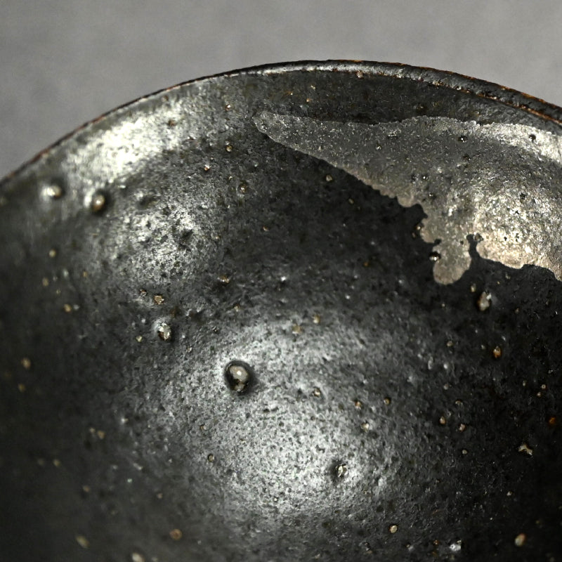 黒銀盃 ー重森陽子「盃」