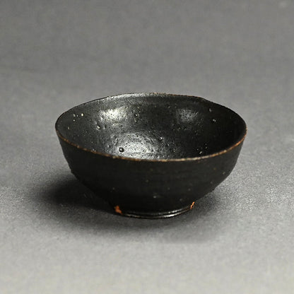 黒銀盃 ー重森陽子「盃」