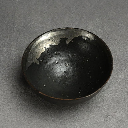 黒銀盃 ー重森陽子「盃」