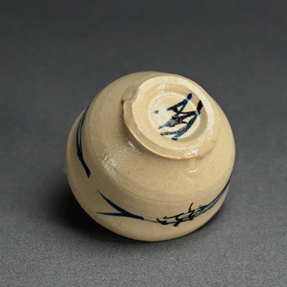 Ceramic Sake cup by Female Potter ー重森 陽子 “ぐい吞”